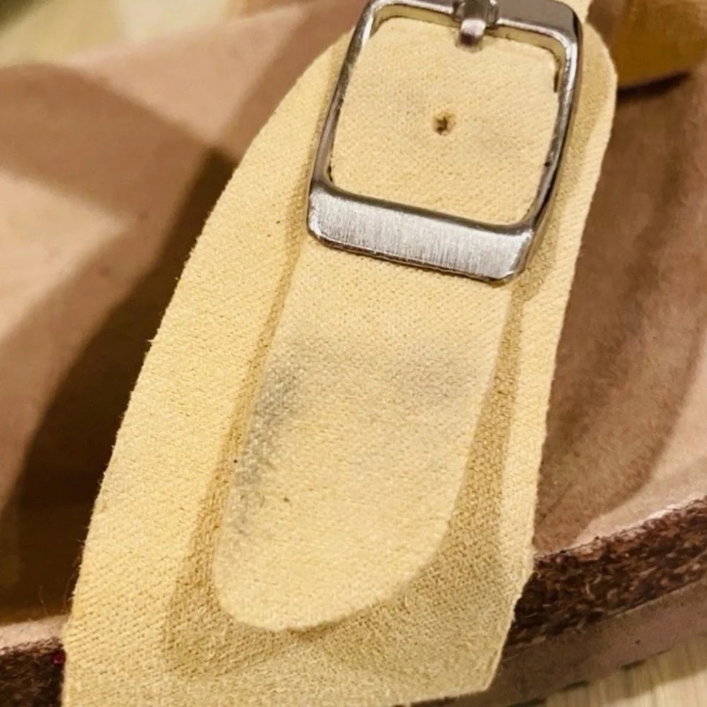 EUC Arizona “Fairhaven” Butter Yellow Vegan Leather Cork Sole Sandals | Sz 8